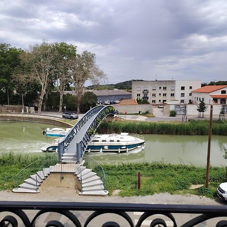 Bed and Breakfast Les Volets Bleus Salleles-d'Aude Экстерьер фото